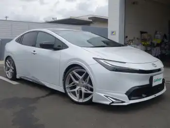 トヨタ プリウス Z