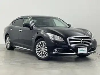 日産 シーマ ハイブリッド VIP G 純正ナビ サンルーフ BOSEサウンド 禁煙