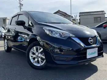 日産 ノート e－パワー X アルパイン9インチ Bカメ 純15インチAW