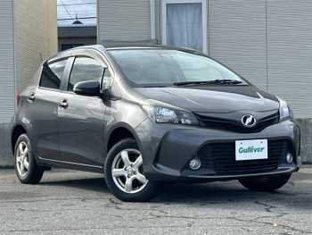 トヨタ ヴィッツ F 寒冷地仕様/フォグランプ/AUX/純正マット