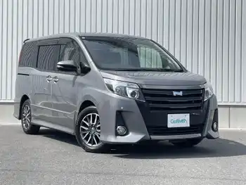 トヨタ ノア Si ダブルバイビー 純正ナビ　フリップダウン　クルコン