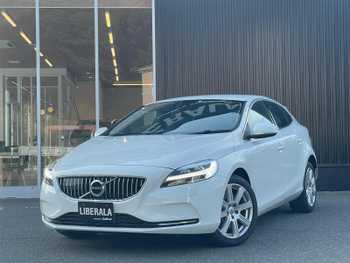 ボルボ Ｖ４０ D4 インスクリプション インテリセーフ h/k 黒革 シートH 純ナビ