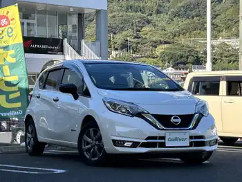 日産 ノート e－パワー メダリスト Bアロー ◯ワンオーナー ◯純正SDナビ◯クルコン