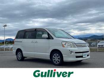 トヨタ ノア X Gセレクション 純正ナビ/バックカメラ/4WD/電動格納ミラー