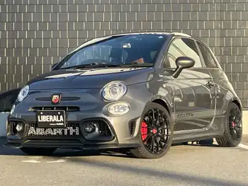 アバルト ５９５ コンペティツィオーネ ワンオーナーカーボンシェルサベルトシート