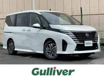 日産 セレナ ハイウェイスター V 登録済未使用車　純正12.3型ナビ　11型後席