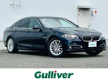 ＢＭＷ ５２８ｉ ラグジュアリー 純正ナビ Bカメラ 黒革シートETC LEDフォグ