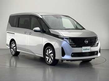 日産 セレナ e－4ORCE XV プロパイロット 両側パワスラ LEDライト