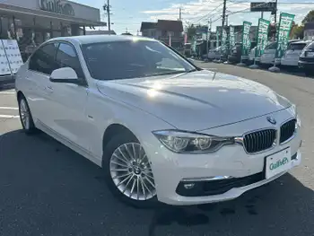 ＢＭＷ ３１８ｉ ラグジュアリー