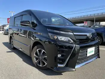 トヨタ ヴォクシー ZS アルパイン11型ナビ&12.8型後席モニター