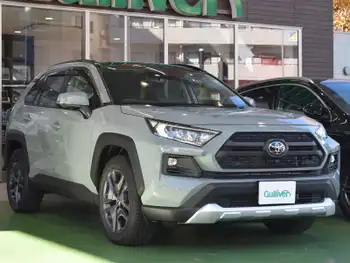 トヨタ ＲＡＶ４ アドベンチャー パノラマムーンルーフ パノラミックビュー