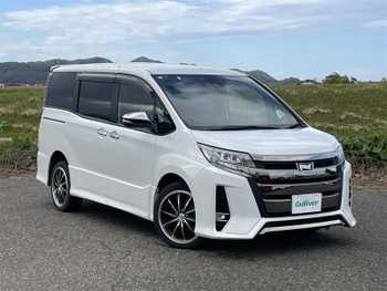トヨタ ノア Si ダブルバイビーⅢ 衝突軽減 11inナビ DTV BT 天吊モニター