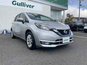 日産 ノート e－パワー メダリスト 衝突軽減　ナビ　BT　Bカメラ　半革シート