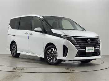 日産 セレナ e－パワー ハイウェイスター V 登録済未使用車 純正ナビ 全方位カメラ BSM