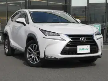 レクサス ＮＸ 200t バージョンL 純正ナビ サンルーフ 電動リア 100V電源