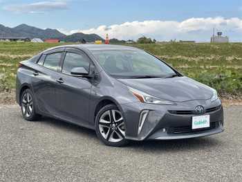 トヨタ プリウス A ツーリングセレクション 衝突軽減 革シート DTV BT ドラレコ ETC2.0