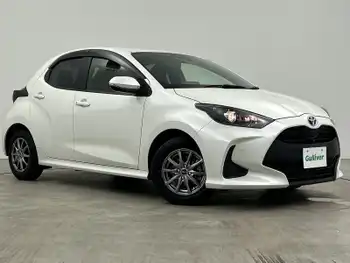 トヨタ ヤリス ハイブリッド G 禁煙車 1オ-ナ- 純正ナビ 全方位 TSS PCS