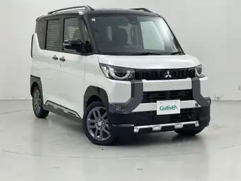 三菱 デリカミニ T プレミアム 届出済未使用車 9型DA 全周囲 両側電動 LED