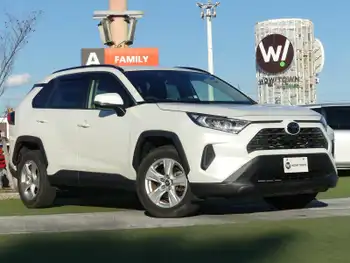 トヨタ ＲＡＶ４ X 純正SDナビ TV BT トヨタセーフティセンス