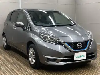 日産 ノート e－パワー B