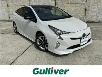 トヨタ プリウス Sセーフティプラス ツートーン ナビ　Bカメラ　衝突軽減　ACC　ETC
