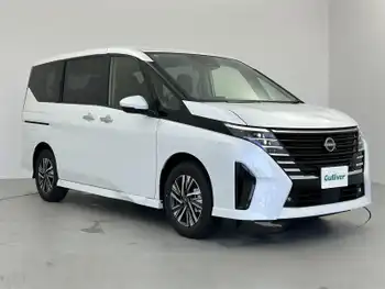 日産 セレナ e－パワー ハイウェイスター V 登録済未使用車  純正ナビ 後席モニタ ETC