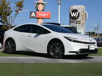 トヨタ プリウス Z