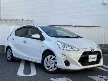 トヨタ アクア S スタイルブラック セーフティセンス 純正ナビ純正ドラレコ