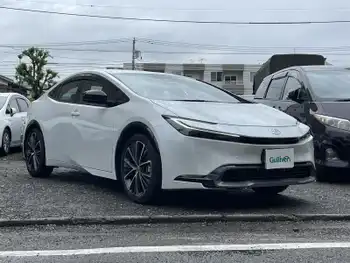トヨタ プリウス Z