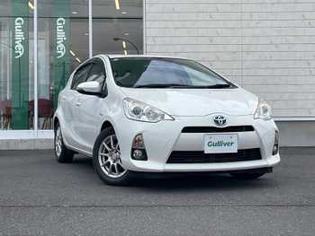 トヨタ アクア S 禁煙車 純正ナビ バックカメラ 夏タイヤ有
