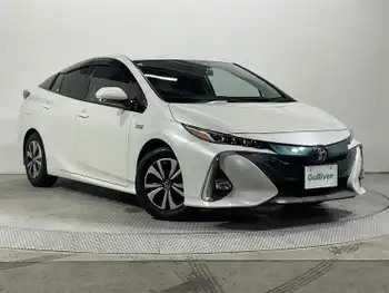トヨタ プリウス ＰＨＶ A ユーティリティプラス