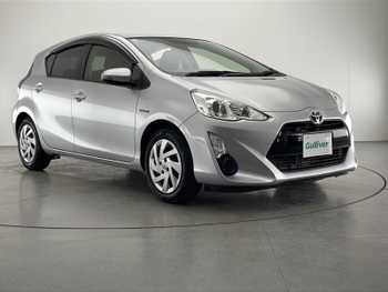 トヨタ アクア S 禁煙車 純正ナビTV バックカメラ ETC