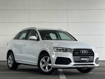 アウディ Ｑ３ 2．0 TFSI クワトロ 180PS クルコン レーンアシスト サイドアシスト