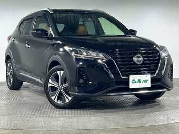 日産 キックス X ツートーンインテリアED 禁煙車 純正9型ナビ 全方位カメラ