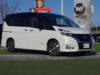 日産 セレナ ハイウェイスター Vセレクション