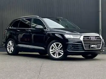 アウディ Ｑ７ 3.0TFSI クワトロ Sライン PKG