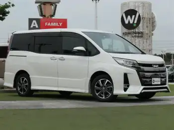 トヨタ ノア Si ダブルバイビーⅡ