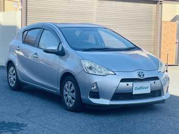 トヨタ アクア S