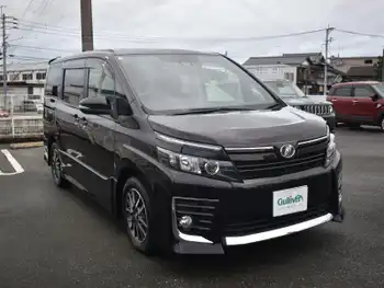 トヨタ ヴォクシー ZS