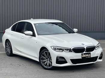 ＢＭＷ ３２０ｄ xDrive Mスポーツ 黒革シート　全方位カメラ　軽油　ターボ