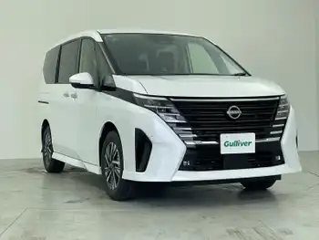 日産 セレナ e－パワー ハイウェイスター V 登録済未使用車 純正12.3型ナビ 全方位 LED