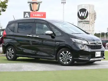 ホンダ フリード＋ ハイブリット クロスター ホンダセンシング 純正ナビ TV BT 両側電動 ドラレコ ETC