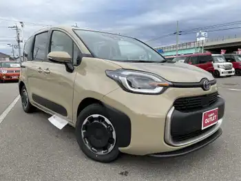 トヨタ シエンタ Z 登録済未使用車 10.5型ディスプレイナビ TV
