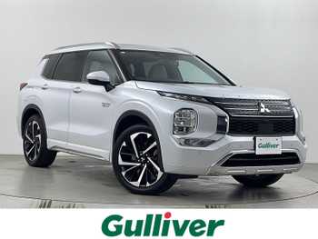 三菱 アウトランダー ＰＨＥＶ P 純正ナビ BOSEサウンド ワイヤレス充電器