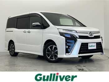 トヨタ ヴォクシー ZS 煌Ⅱ 禁煙車/天吊モニター/社外9型ナビ/両側電動
