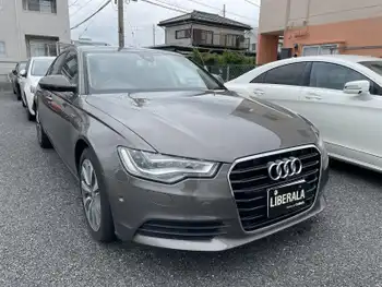 アウディ Ａ６ ハイブリッド