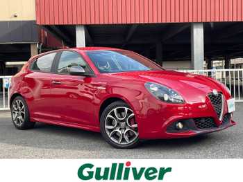 アルファロメオ ジュリエッタ ヴェローチェ ハーフレザーシート　社外ナビ　Bカメラ