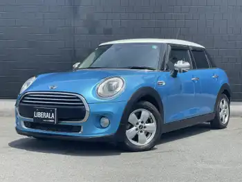 ＭＩＮＩ ＢＭＷ ミニ クーパー 純正ナビ ACC 衝突軽減B LED バックカメラ