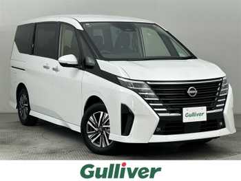 日産 セレナ e－4ORCE ハイウェイスターV 登録済み未使用車 コネクトナビ 後席モニタ