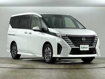 日産 セレナ e－パワー ハイウェイスター V 登録済未使用車 純正12型ナビ 後席モニター